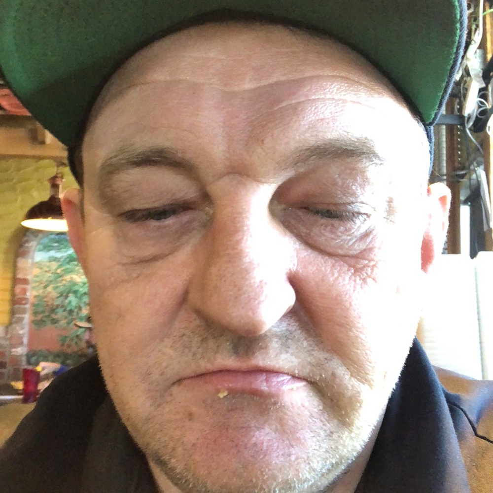 Meet your Posher, Eddie